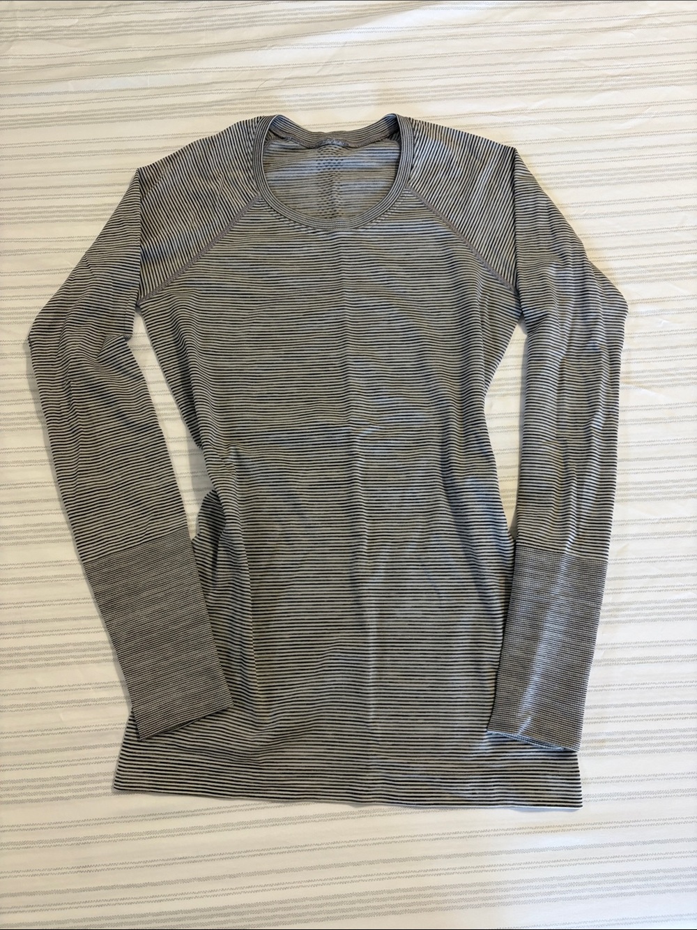 lululemon athletica Women's Long-Sleeve Striped Tee in Gray